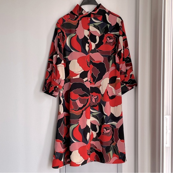 NWT Molly Bracken - Lili Sidonio Floral Red and Black Mock Neck 3/4 Sleeve Dress - Picture 5 of 10